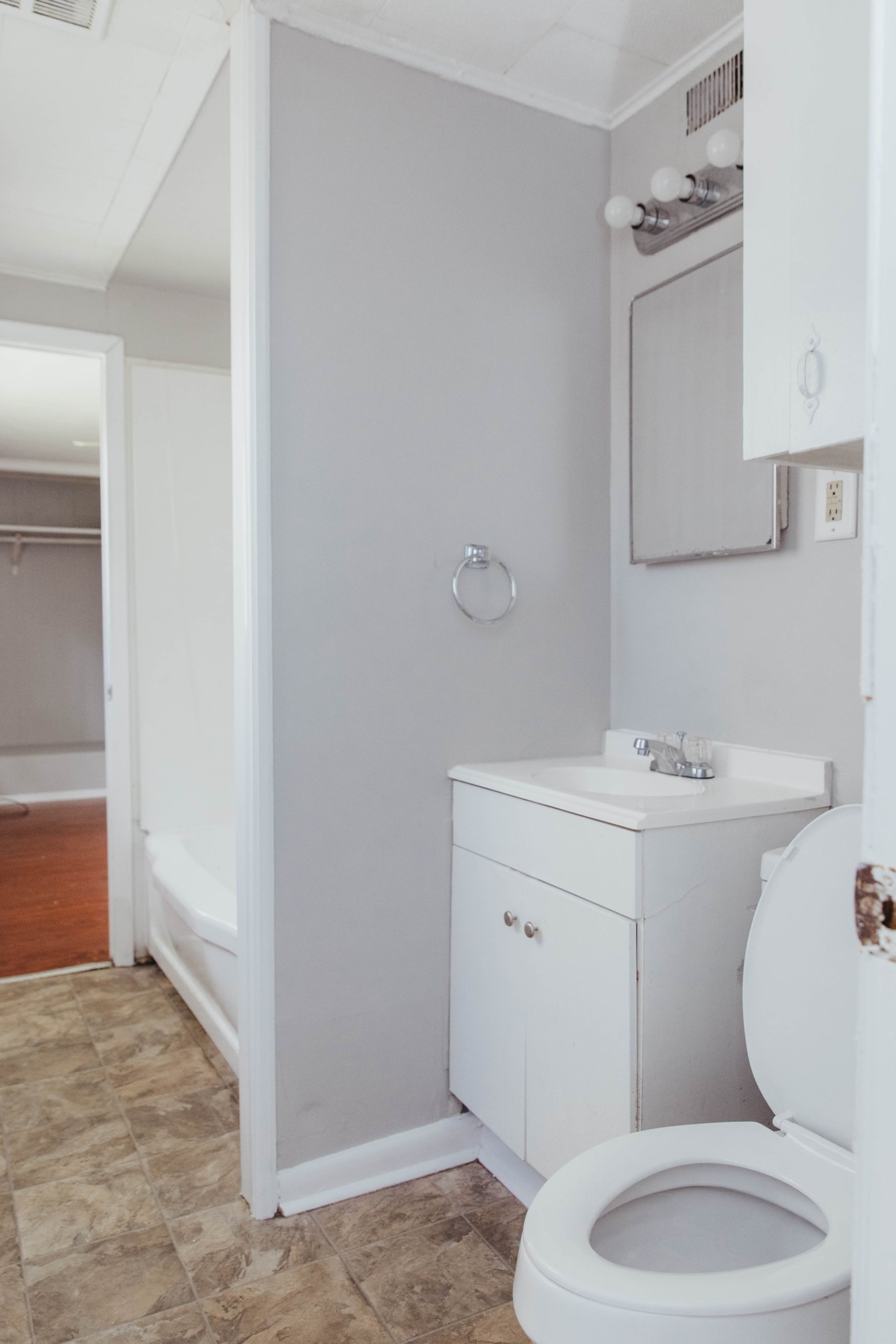 3 Bedroom bathroom